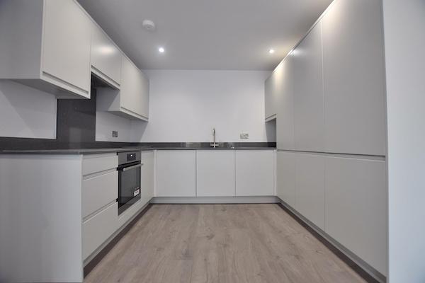 Fitted Kitchen in Croydon